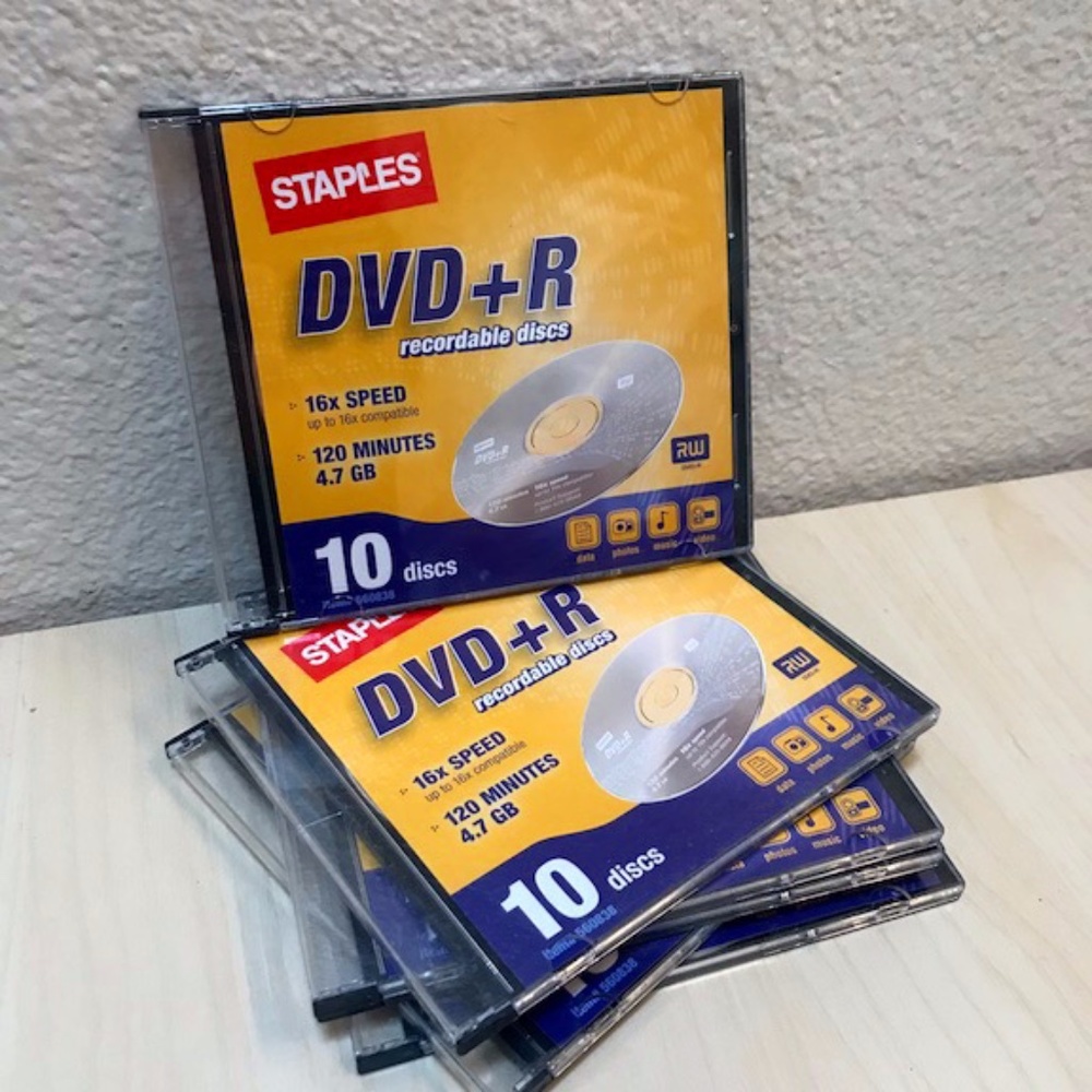 DVD+R recordable discs in cases. 16x speed. 120 minutes. 4.7 GB. Set of 6.